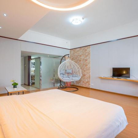 Ha Luo Hotel Кунмин Екстериор снимка
